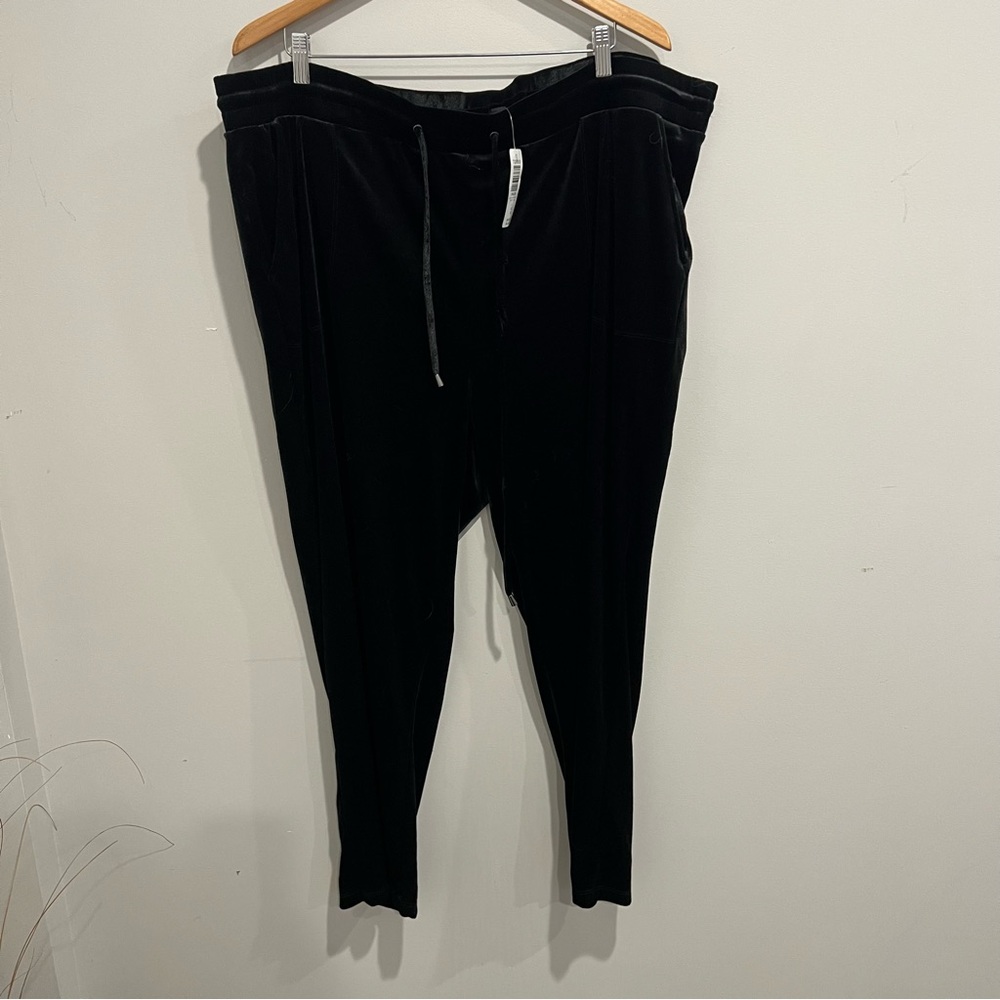 NWT Torrid  womens 4x black velour lounge pants minimalist capsule lounge